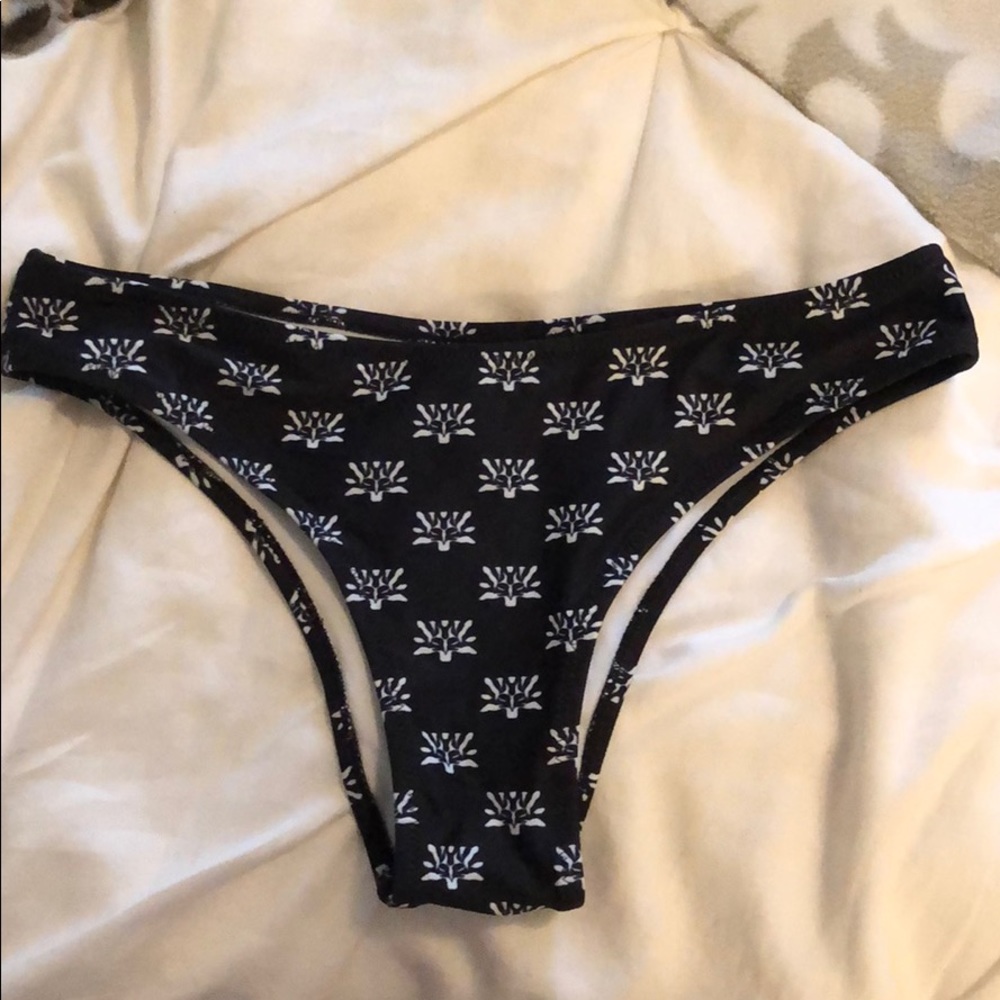 black and white bathing suit bottoms